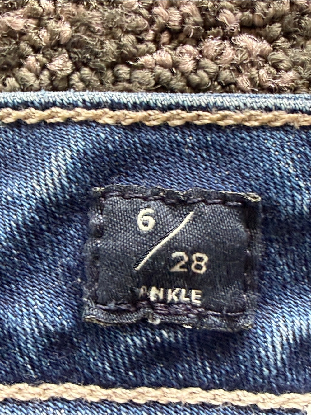 Lucky Brand Women's Indigo Skinny Jeans - Picture 4 of 6